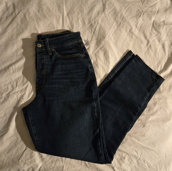 Old Navy Jeans Size 8 Tall Curvy O.G. Straight Secret Slim High Rise Raw Hem NWT - Picture 2 of 7